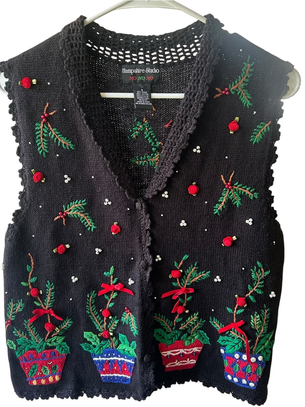 Christmas Embroidered Sweater Vest Festive Cozy Holiday Granny Kitsch S